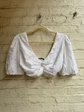 Zara White Eyelet Twist-Front Puff Sleeve Crop Top
